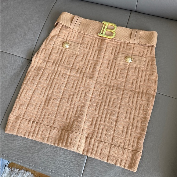 New Fashion Suit “Balmain” Comes with Matching Belt - sz Small in Beige or Black - Picture 5 of 9
